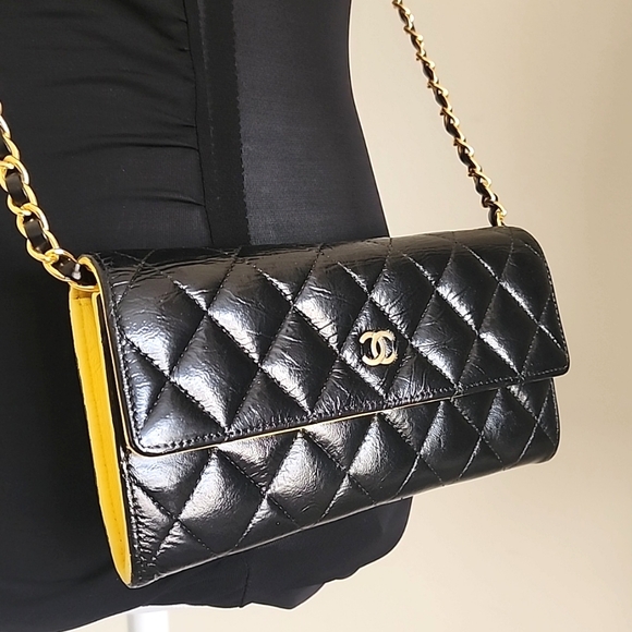 Chanel Matelasse Flap Wallet Black Yellow Lambskin + Entrupy COA - Picture 5 of 16